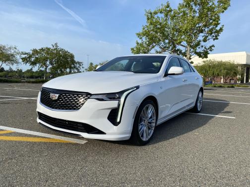 2021 Cadillac CT4 Premium Luxury