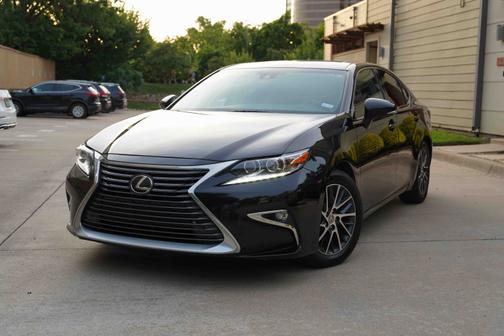 2017 Lexus ES 350 Base