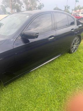 Black 2018 BMW 540 i