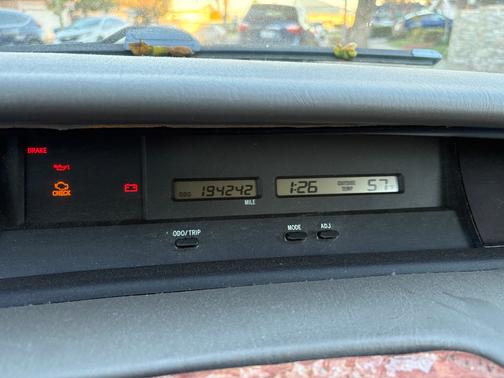 2001 Toyota Avalon XL