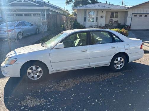 2001 Toyota Avalon XL