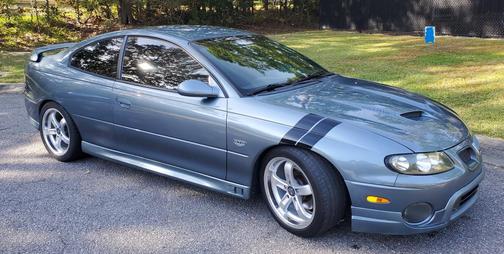 2005 Pontiac GTO Base