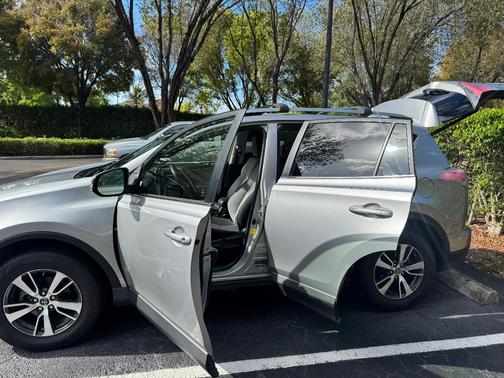 Silver 2018 Toyota RAV4 XLE