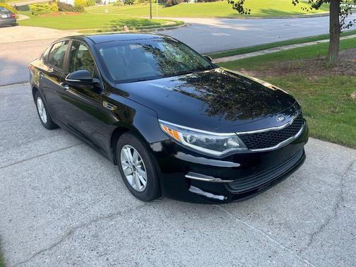 Black 2016 Kia Optima LX