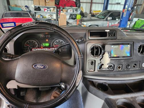 2009 Ford E150 Base