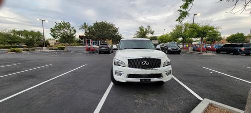White 2016 INFINITI QX80 Base