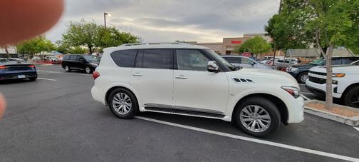 White 2016 INFINITI QX80 Base