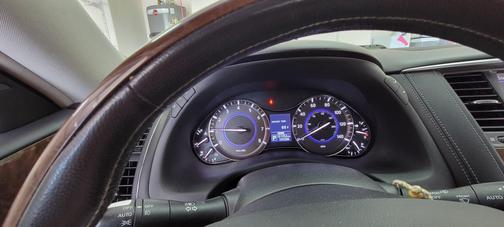 White 2016 INFINITI QX80 Base