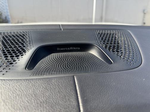 2020 BMW X5 M50i