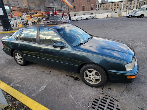 1996 Toyota Avalon XL