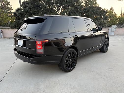 2017 Land Rover Range Rover 5.0L Supercharged LWB