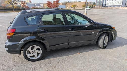 Black 2004 Pontiac Vibe Base