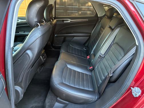 2014 Ford Fusion Hybrid SE