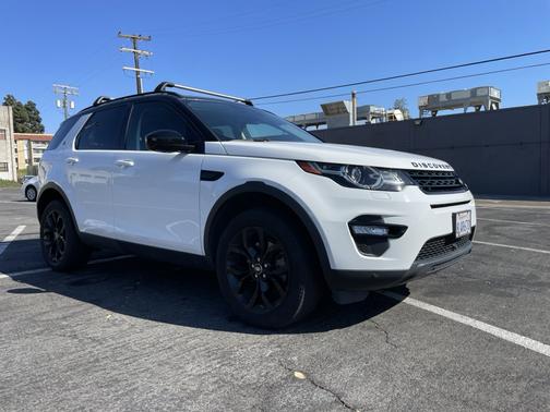 White 2016 Land Rover Discovery Sport HSE