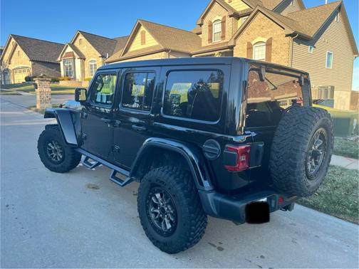 2023 Jeep Wrangler Rubicon 392