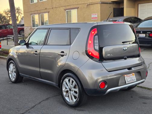 2018 Kia Soul +