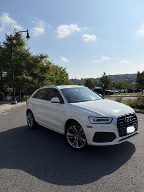 White 2018 Audi Q3 2.0T Premium Plus