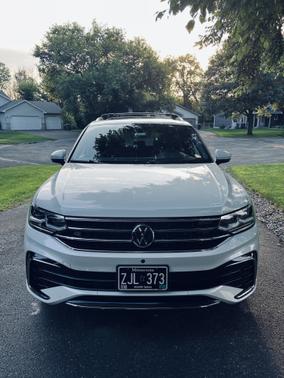 2022 Volkswagen Tiguan 2.0T SEL R-Line