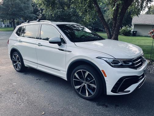 2022 Volkswagen Tiguan 2.0T SEL R-Line