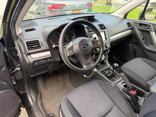 Black 2015 Subaru Forester 2.5i Premium