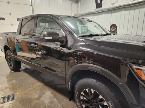 2022 Nissan Titan PRO-4X