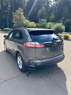 Gray 2021 Ford Edge SE