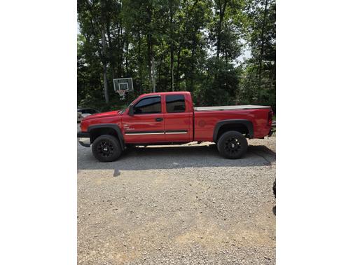2005 Chevrolet Silverado 2500 LT H/D Extended Cab
