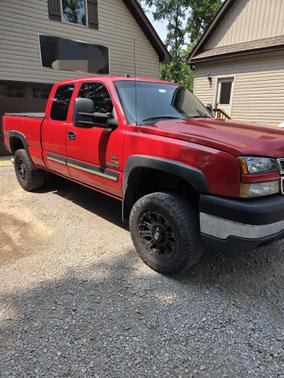 2005 Chevrolet Silverado 2500 LT H/D Extended Cab