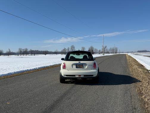 2006 MINI Cooper S Base