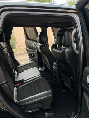 2020 Jeep Grand Cherokee Laredo