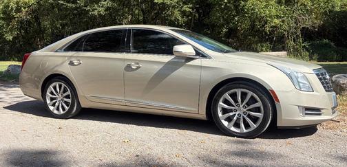 Gold 2015 Cadillac XTS Luxury