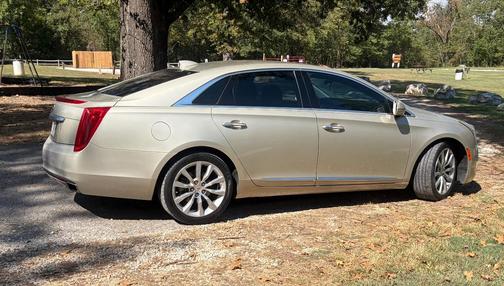 Gold 2015 Cadillac XTS Luxury