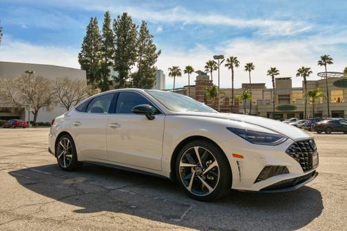 2023 Hyundai SONATA SEL Plus