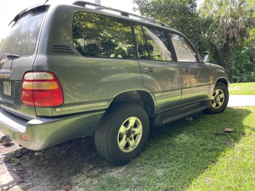 1999 Toyota Land Cruiser Base