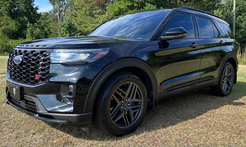 Black 2025 Ford Explorer ST 4WD