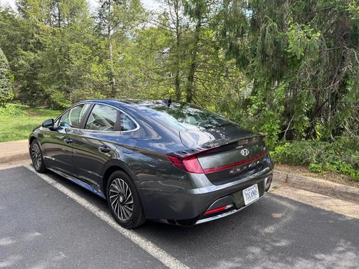 Gray 2023 Hyundai SONATA Hybrid Limited