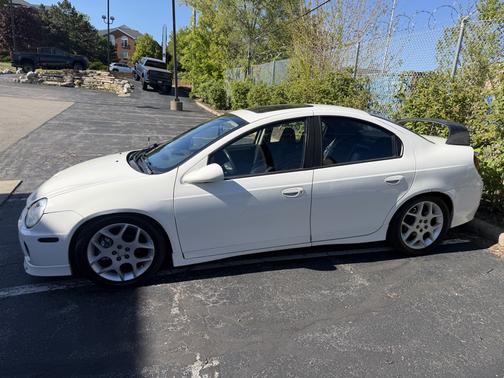 White 2005 Dodge Neon SRT-4