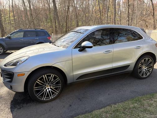 2016 Porsche Macan Macan S