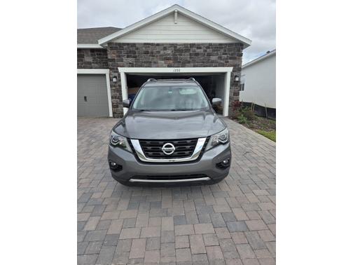 2019 Nissan Pathfinder SL