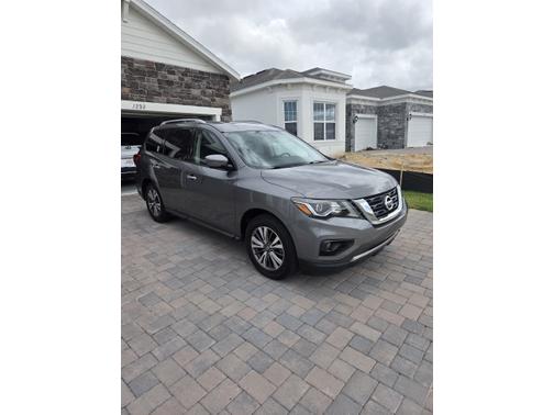 2019 Nissan Pathfinder SL