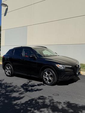 Black 2021 Alfa Romeo Stelvio Base