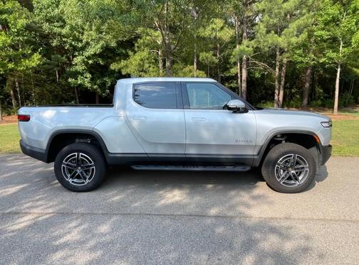 Silver 2025 Rivian R1T Adventure Dual-Motor Standard Pack