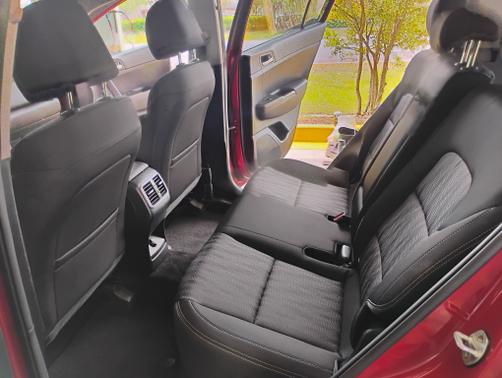 Red 2022 Kia Sportage LX