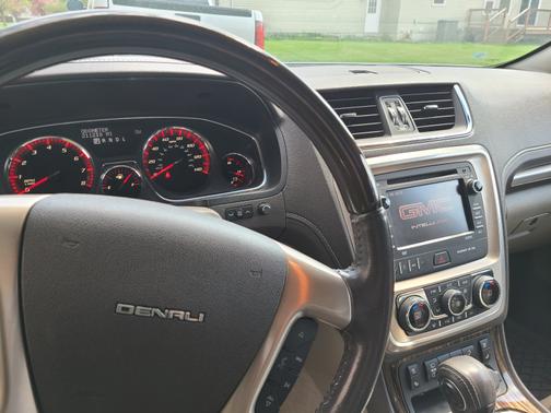 White 2013 GMC Acadia Denali