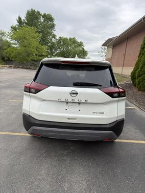 White 2021 Nissan Rogue SV
