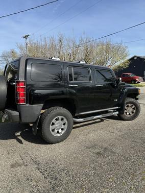 Black 2006 Hummer H3 Base