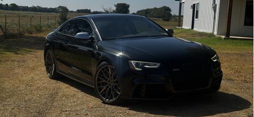 Purple 2013 Audi RS 5 4.2