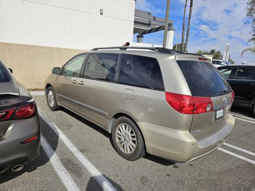 2007 Toyota Sienna XLE Limited