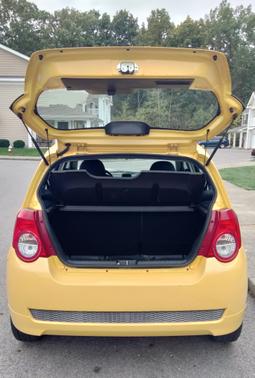 2011 Chevrolet Aveo 5 LT