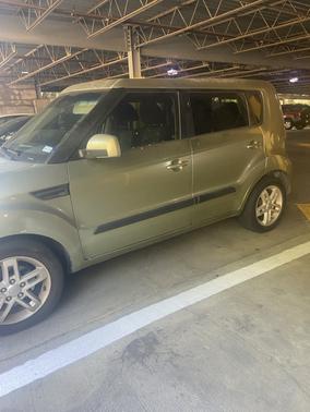 2011 Kia Soul +